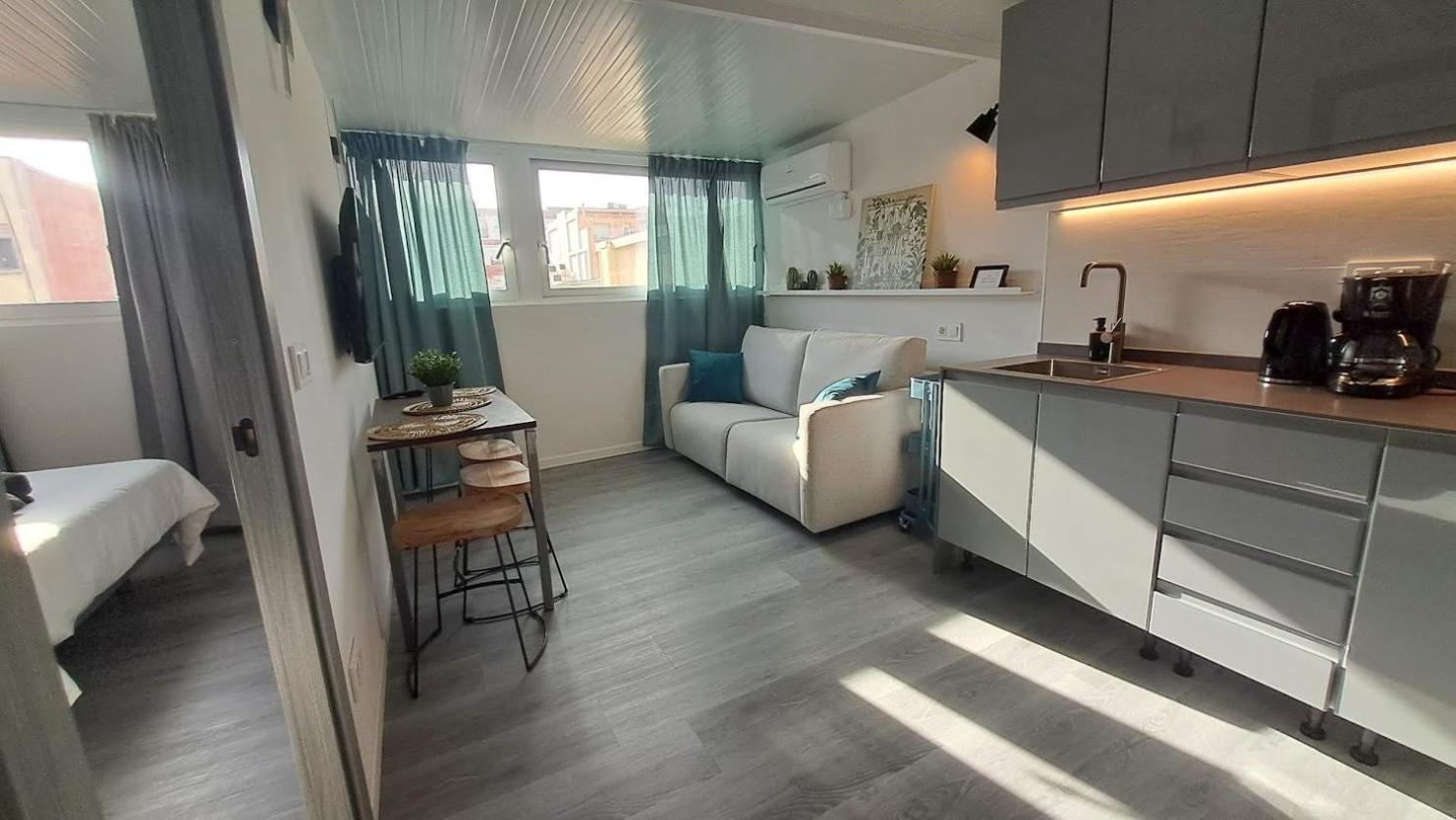 Topdown Apartments Оспиталет-де-Льобрегат Экстерьер фото